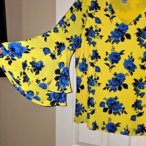 K. Jordan Blouse - Picture 2 of 5